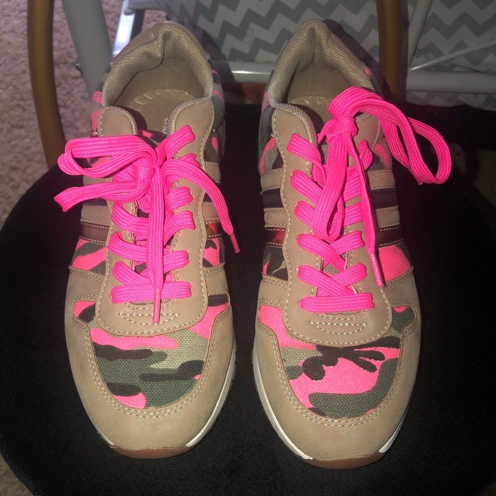 Camouflage sneakers